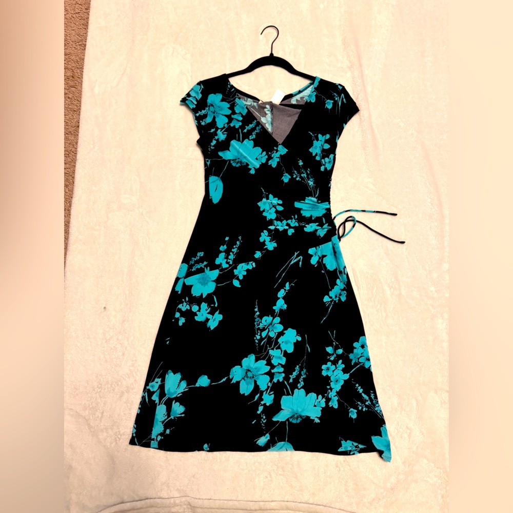 BEAUTIFUL Evan Picone floral dress size 6